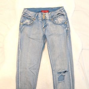 Women's size 13 GoGo jeans!